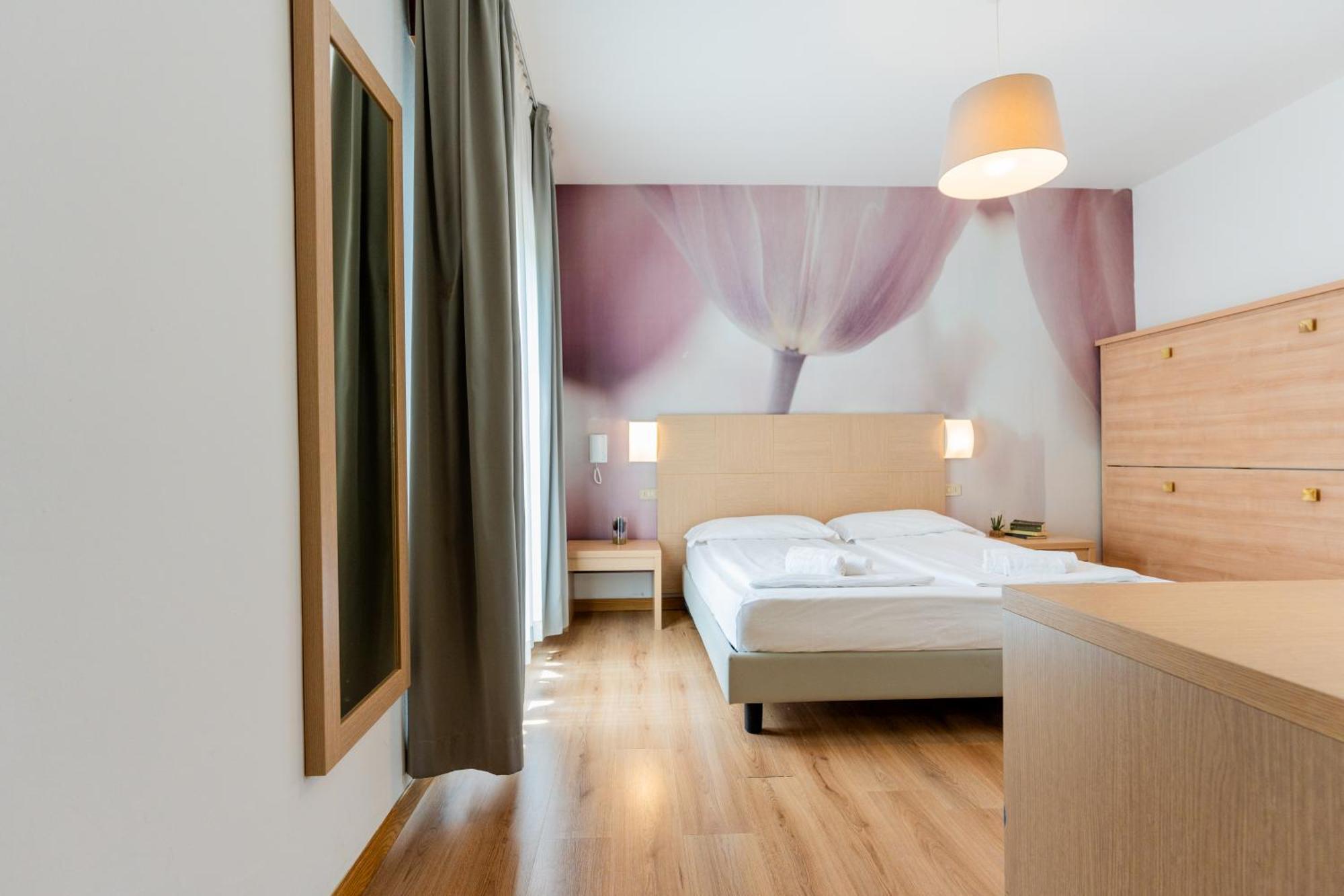 Hotel Regina Caorle Buitenkant foto