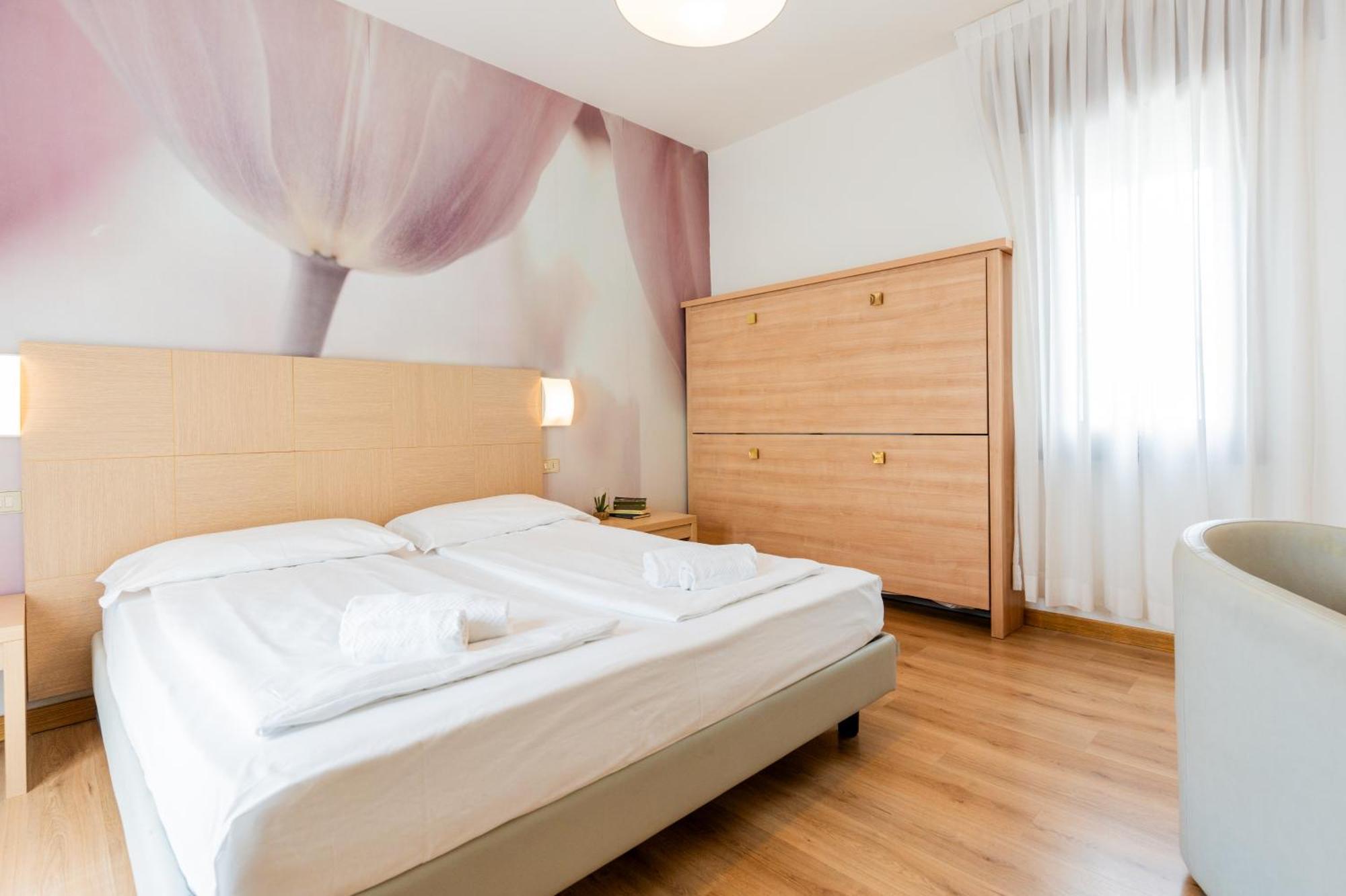 Hotel Regina Caorle Buitenkant foto